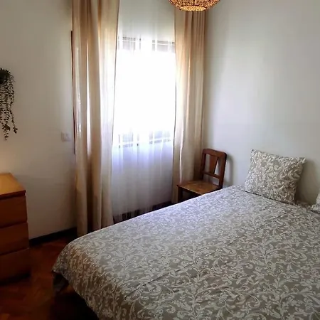 Apartment Gulbenkian 39 *