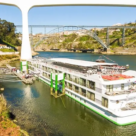 Gulbenkian 39 アパート ヴィラ・ノヴァ・デ・ガイア