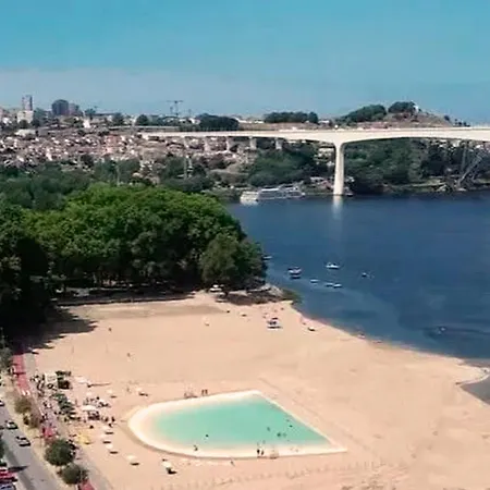 Διαμέρισμα Gulbenkian 39 Βίλα Νόβα ντε Γκάια